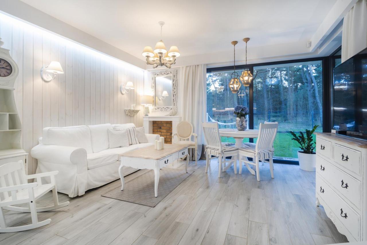 Przyplywy & Odplywy Hotel Jastrzębia Góra Екстериор снимка