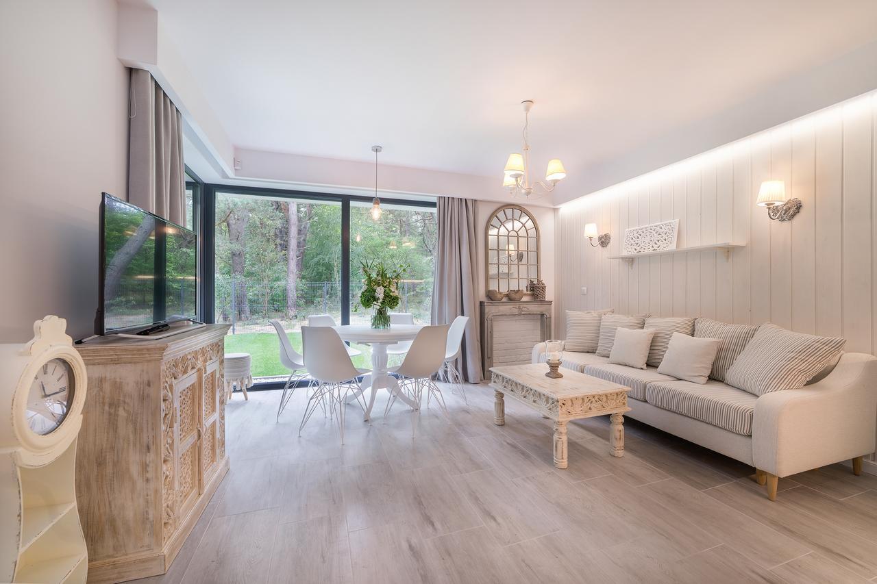 Przyplywy & Odplywy Hotel Jastrzębia Góra Екстериор снимка